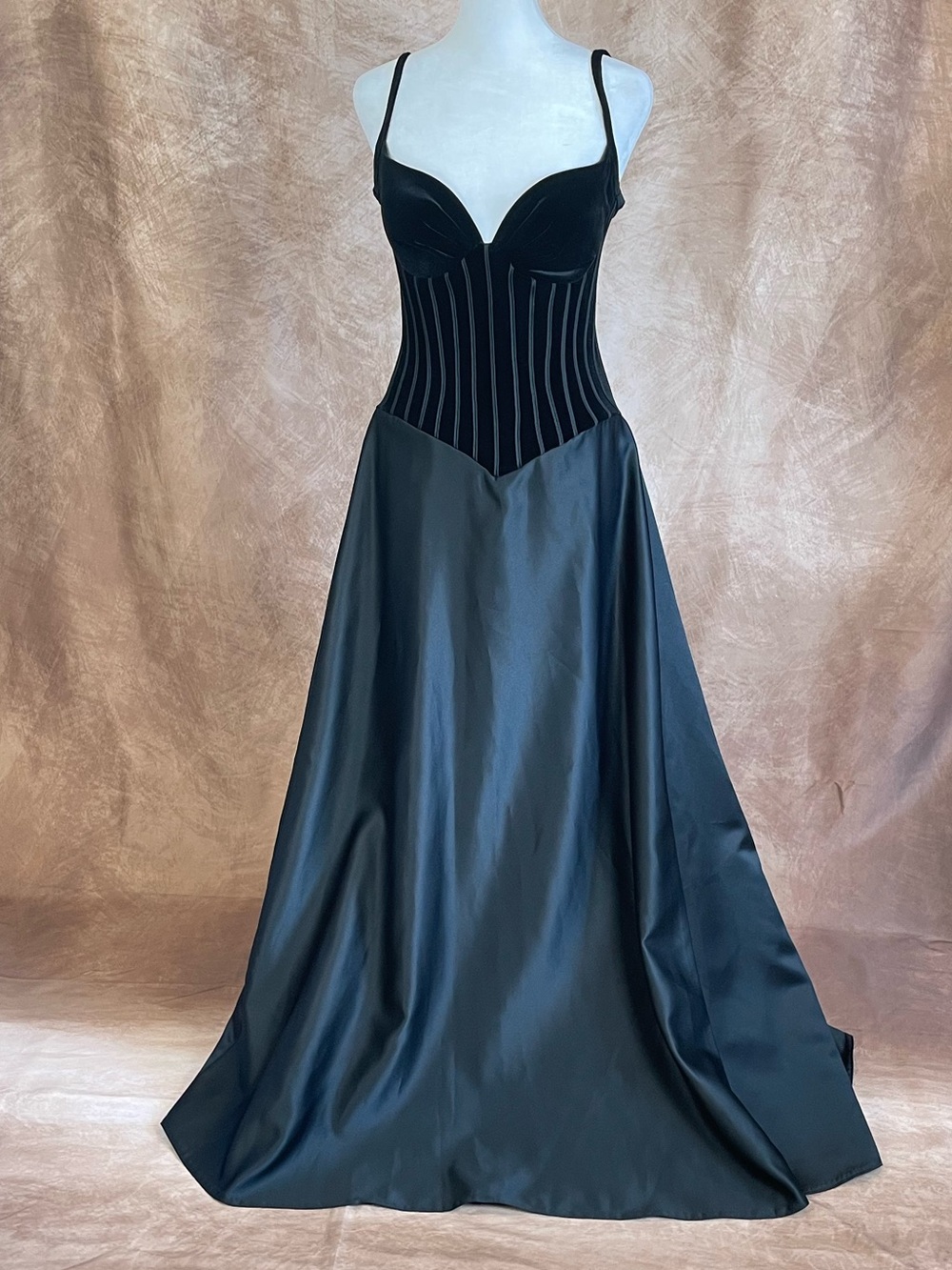 Cache Black Velvet Bodice Satin Maxi Dress - Picture 3 of 9